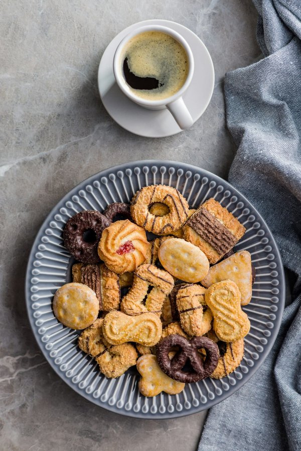 Quelle est la méthode pour faire des biscuits maison sans sucre raffiné ?